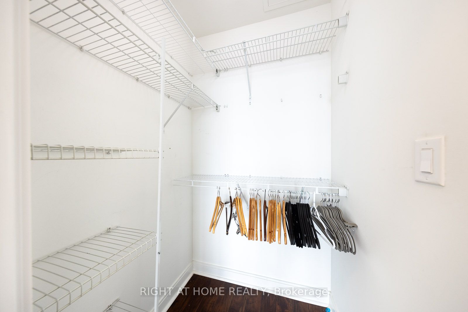 80 Absolute Avenue, #2706