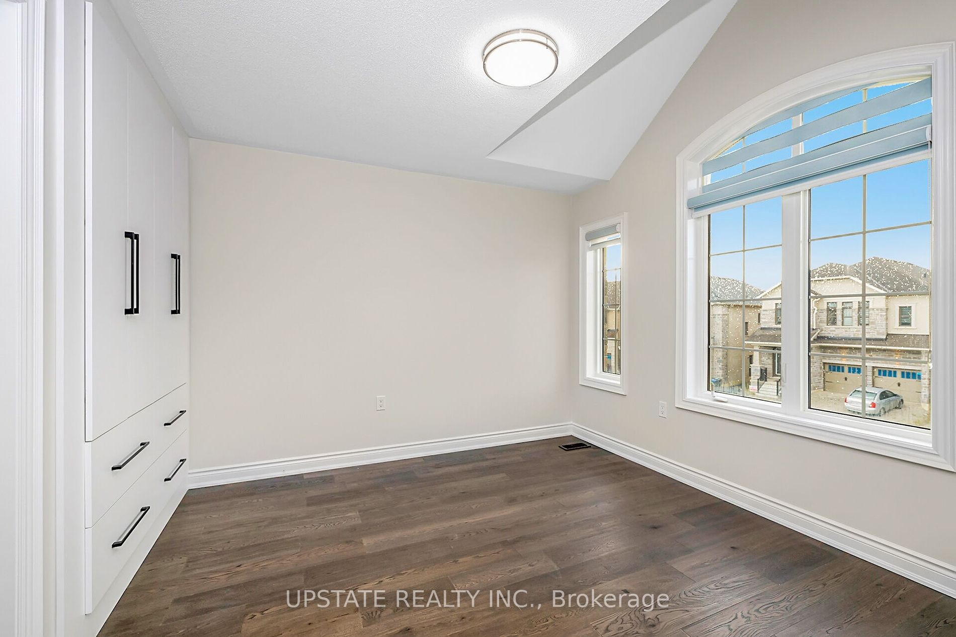 43 Dotchson Avenue
