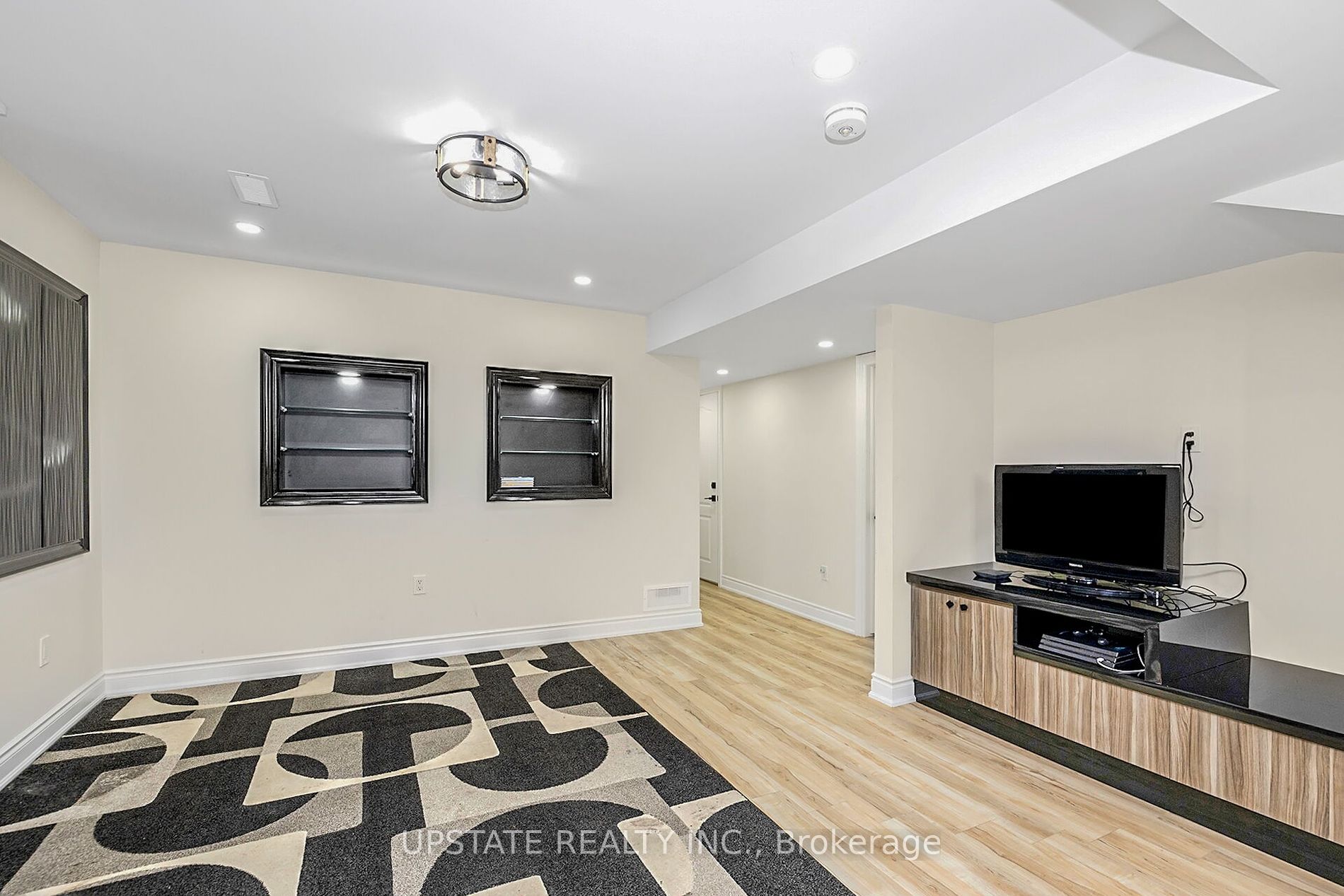 43 Dotchson Avenue
