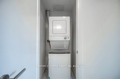 509 Dundas St W, #103