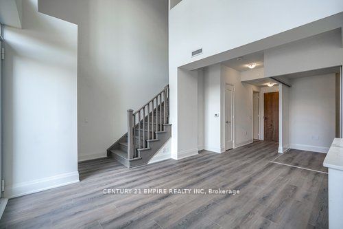 509 Dundas St W, #103