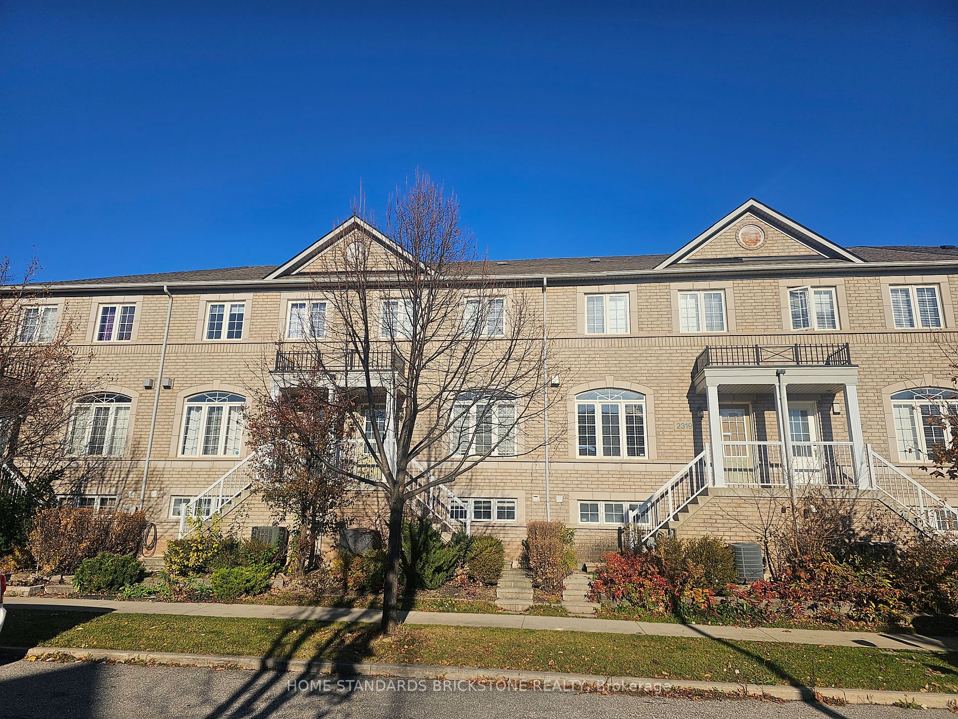 2317 Sutton Dr