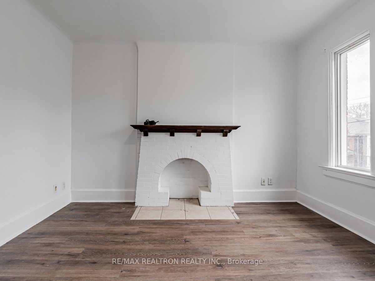 1317 King St W, #9