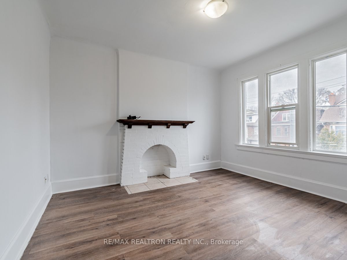 1317 King St W, #9