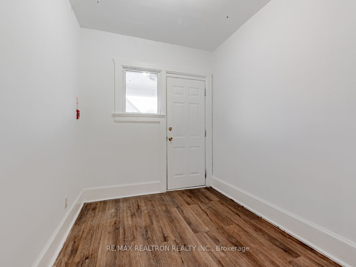 1317 King St W, #9