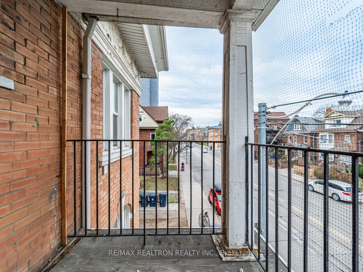1317 King St W, #9