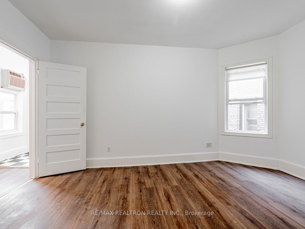 1317 King St W, #9