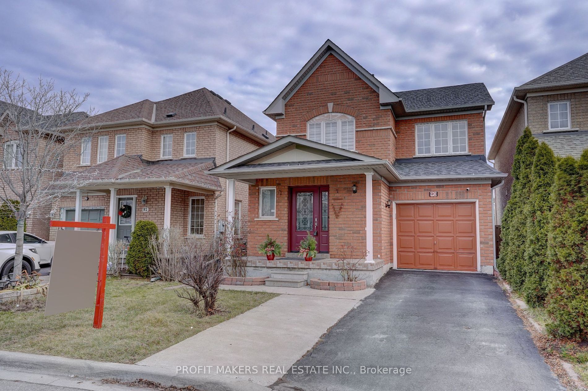 90 Tideland Dr