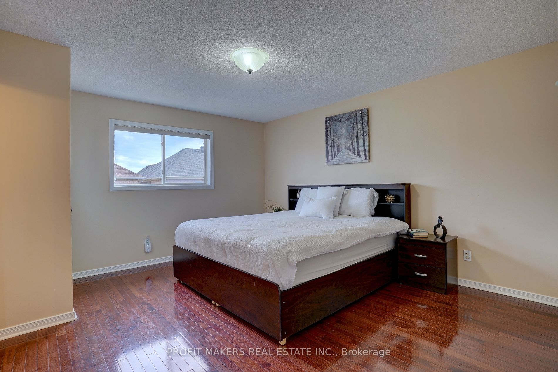 90 Tideland Dr