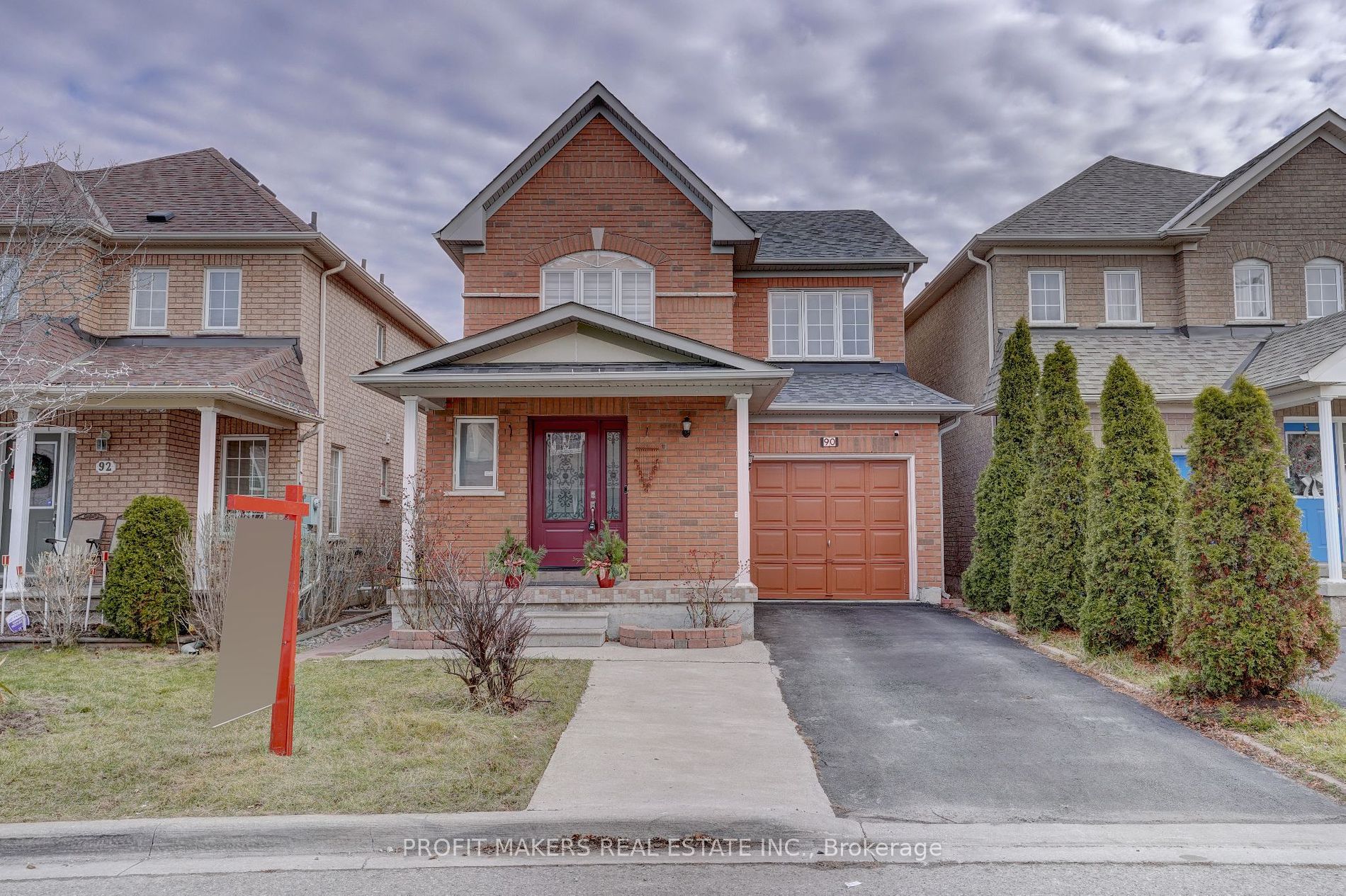 90 Tideland Dr