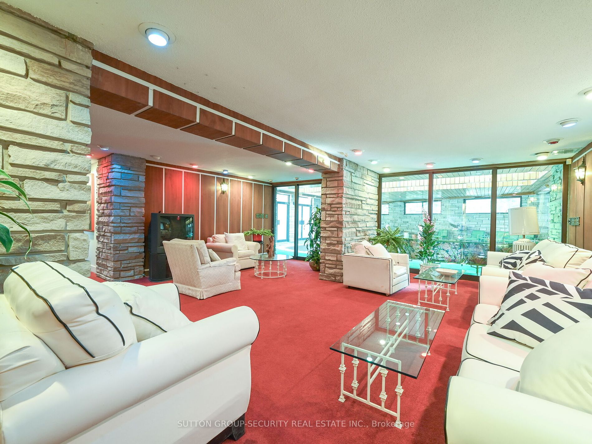 3 Edgehill Road
