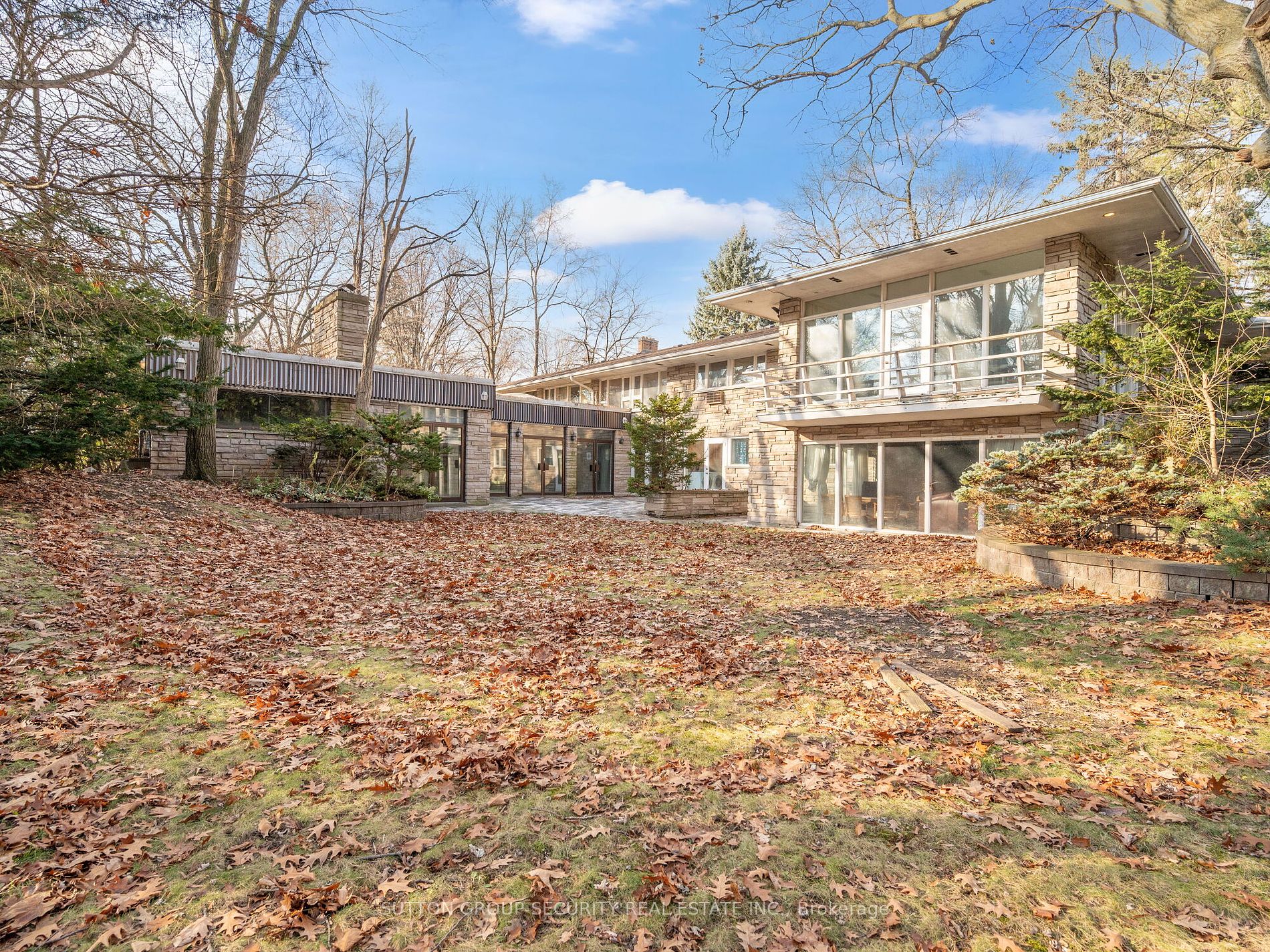 3 Edgehill Road