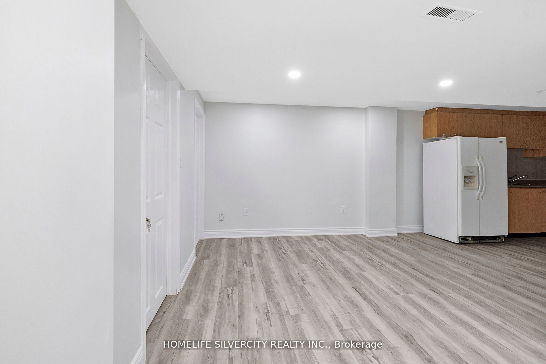 165 Desert Sand Dr