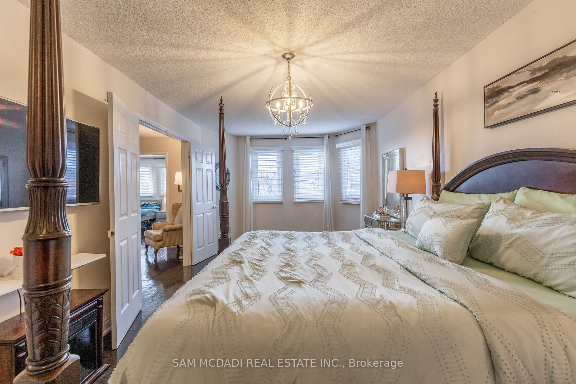 100 Castlehill Rd