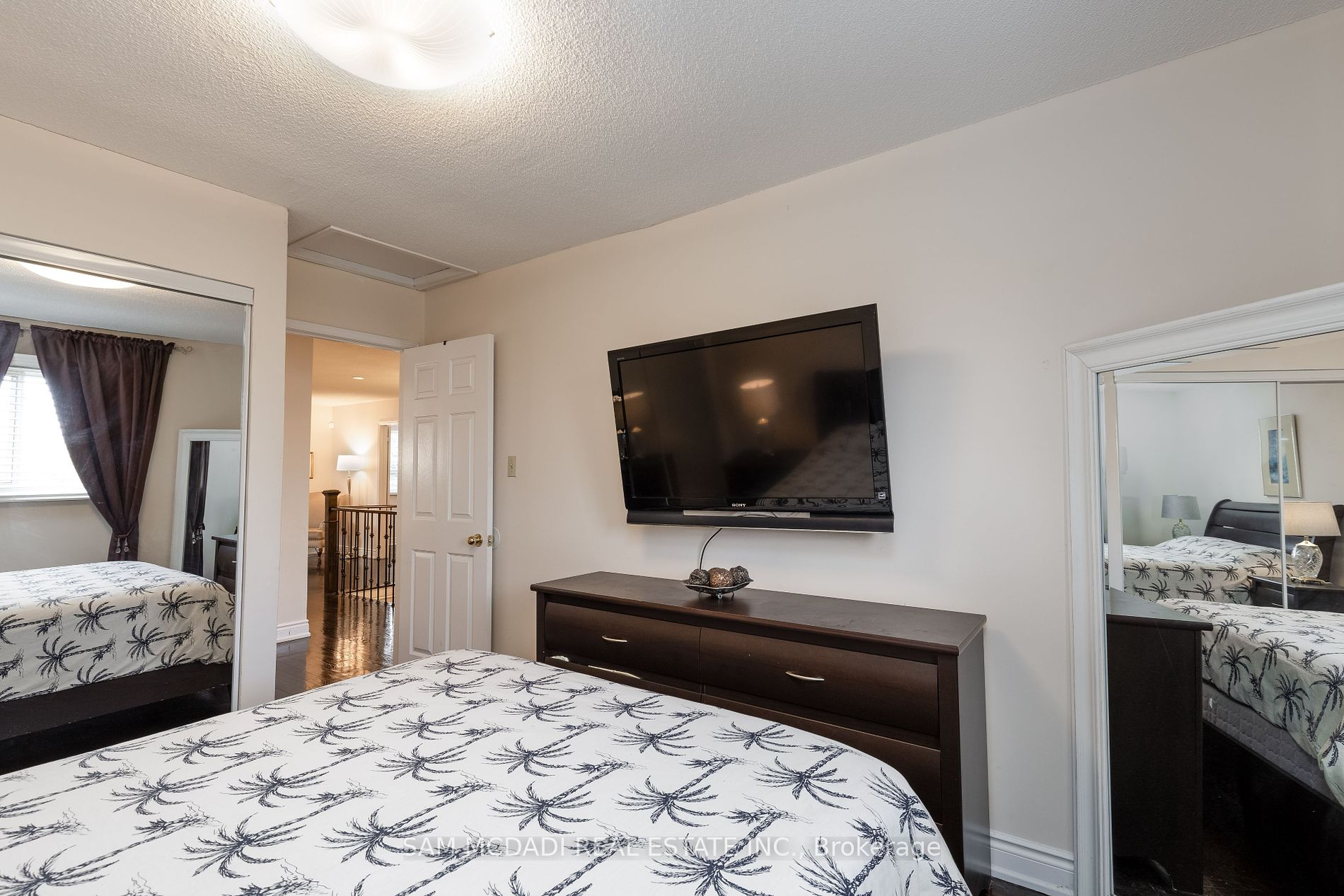 100 Castlehill Rd
