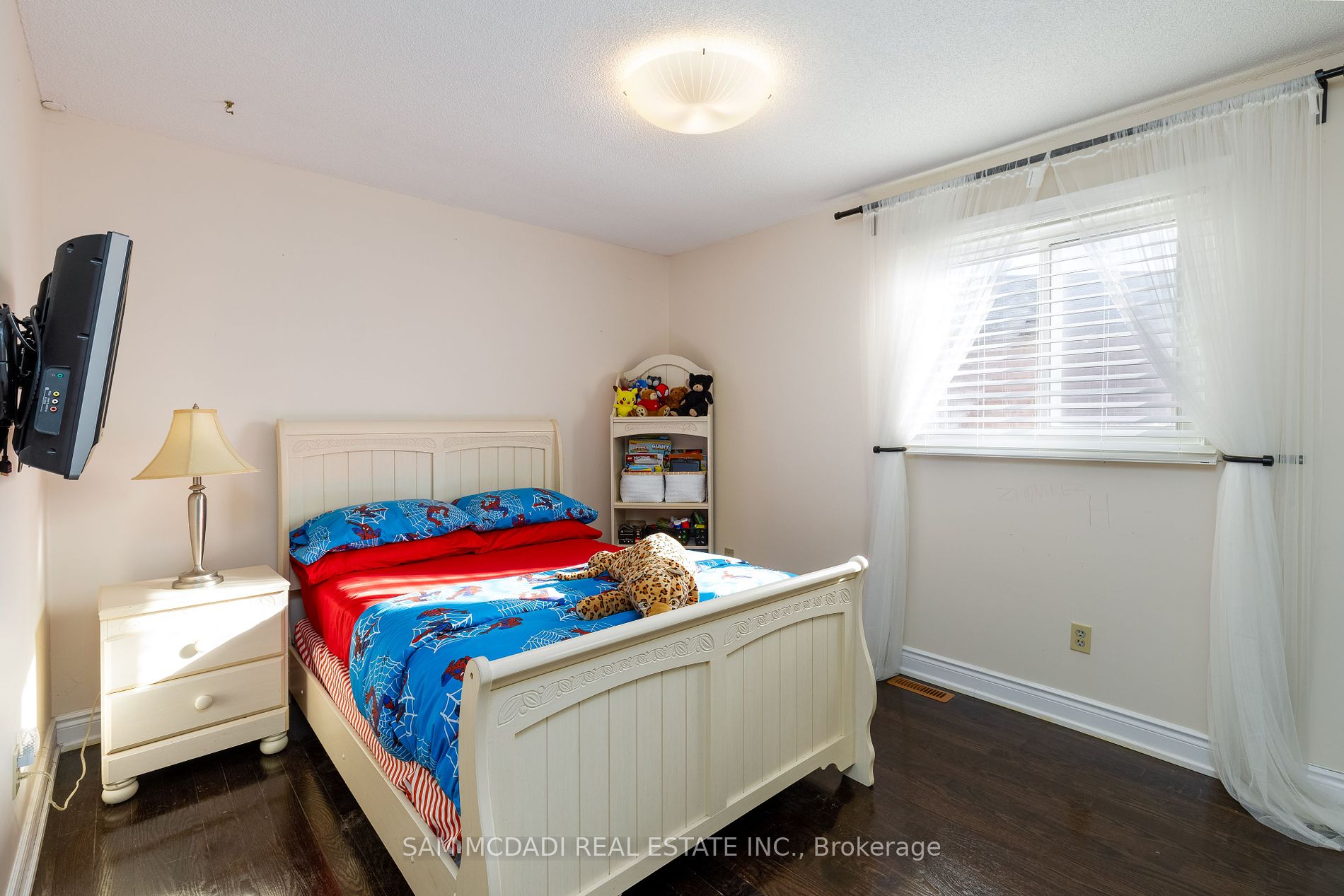 100 Castlehill Rd