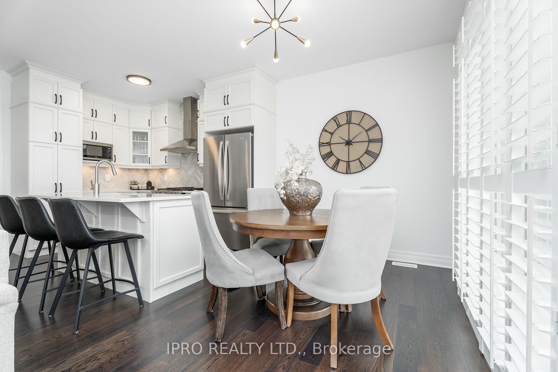 861 Tea Landing