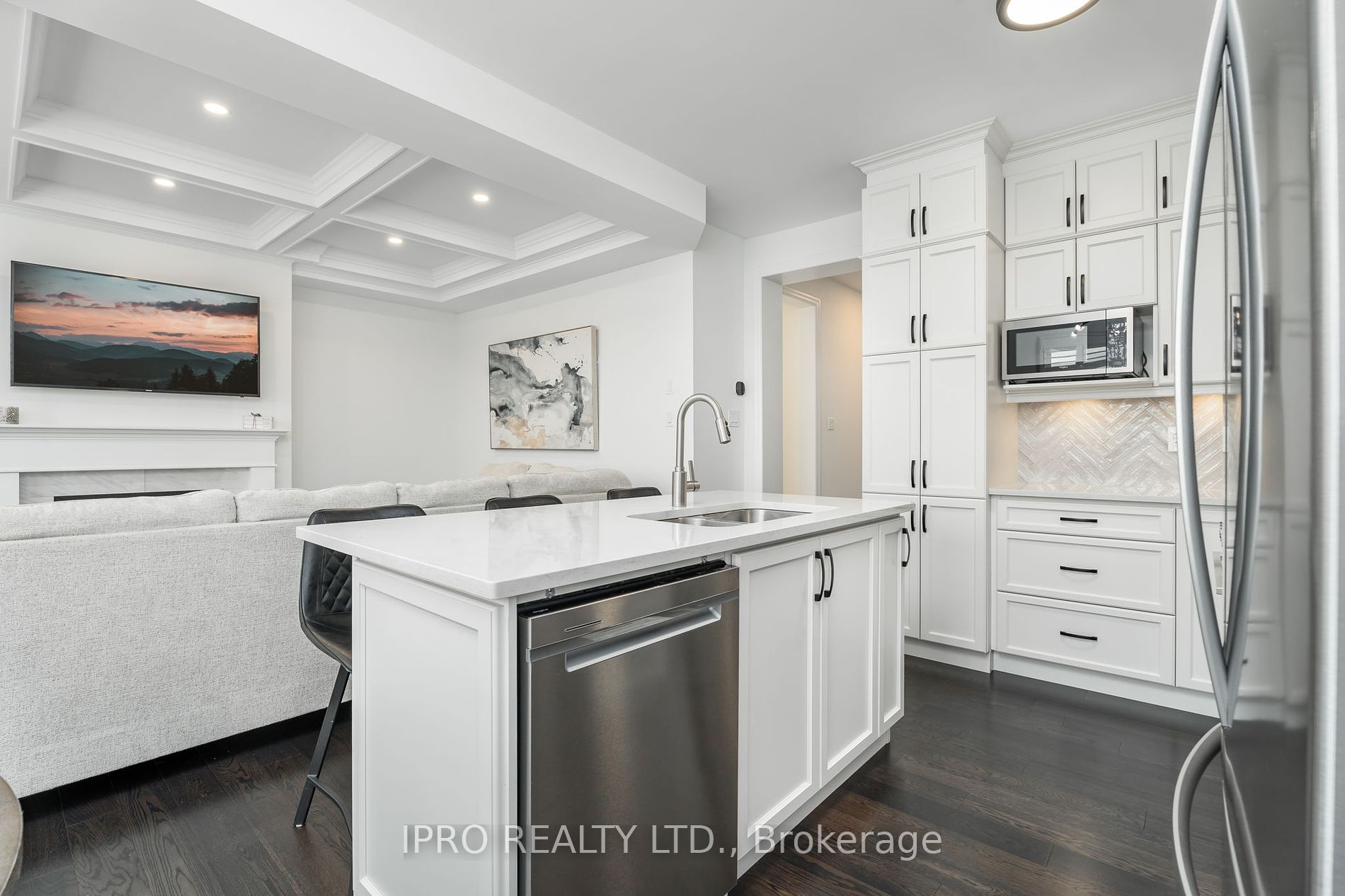 861 Tea Landing