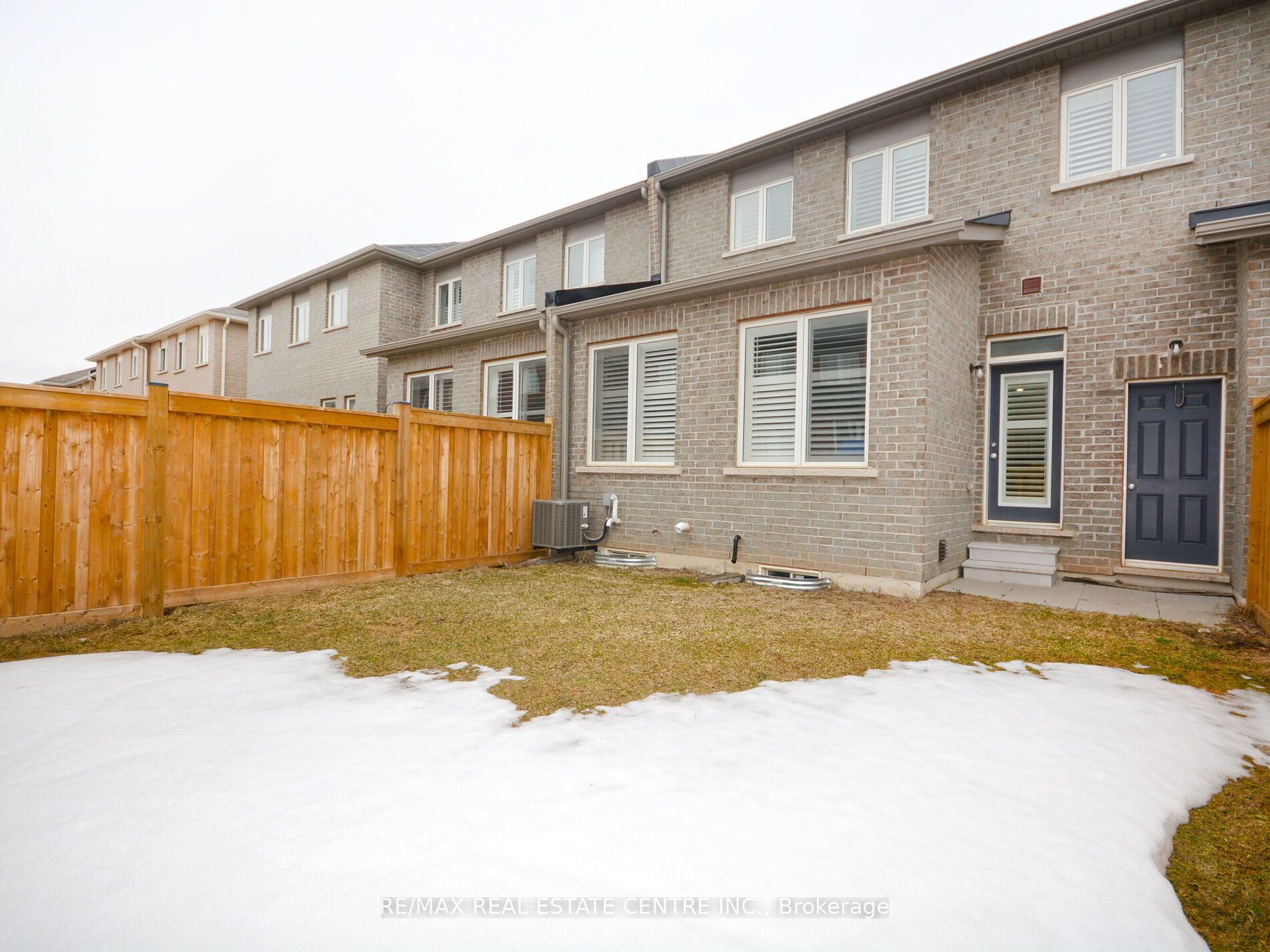 1552 Carr Landing Crescent