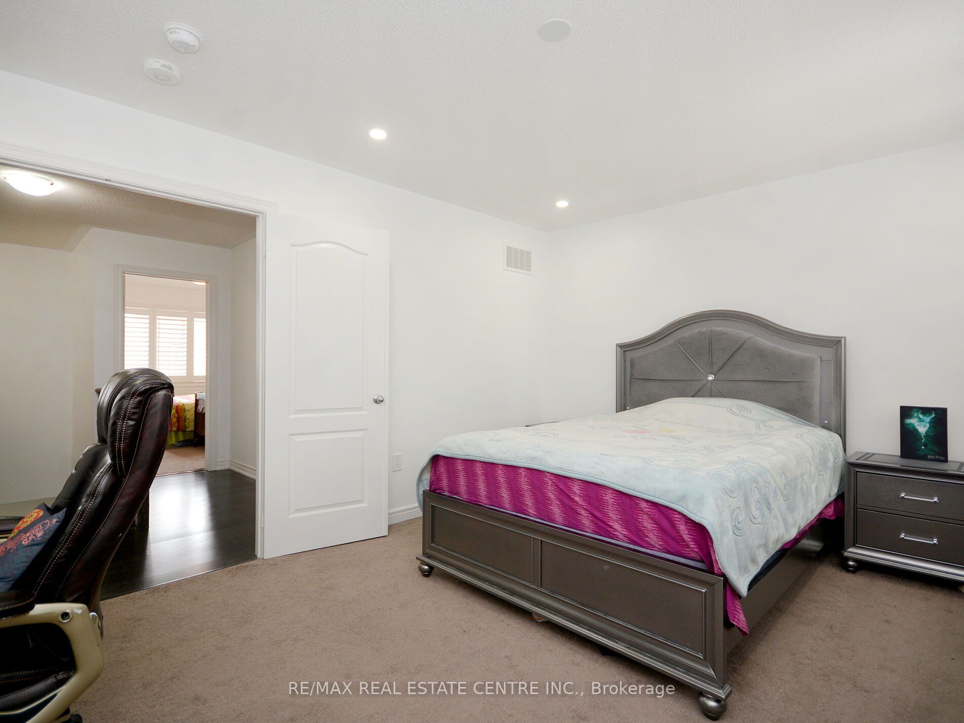 1552 Carr Landing Crescent