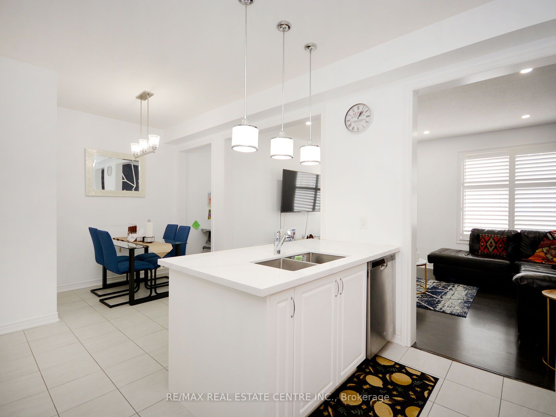 1552 Carr Landing Crescent