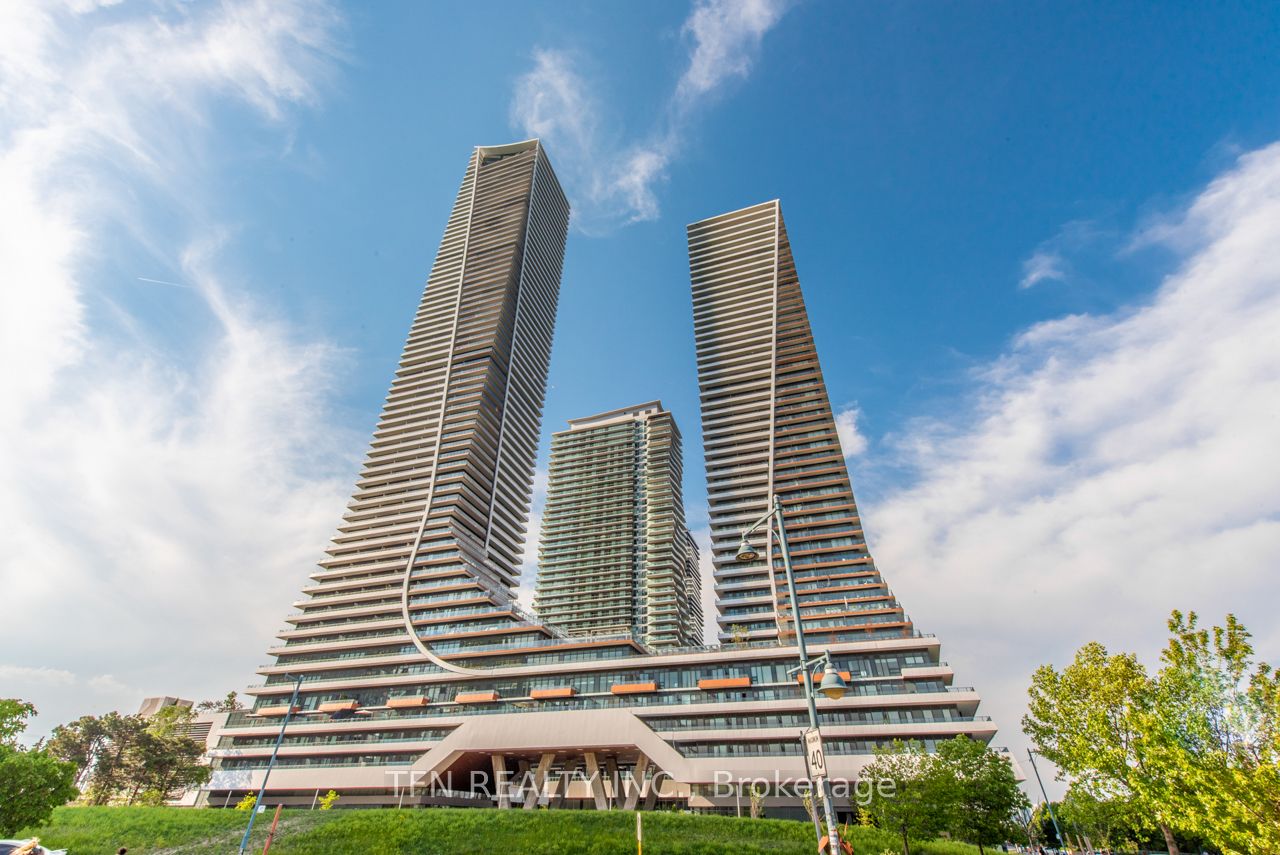 20 Shore Breeze Drive, #512