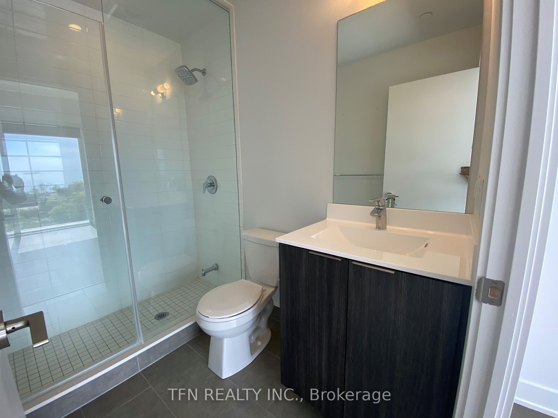 20 Shore Breeze Drive, #512