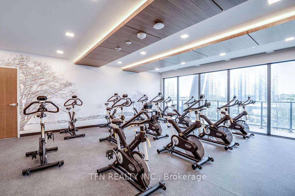 20 Shore Breeze Drive, #512