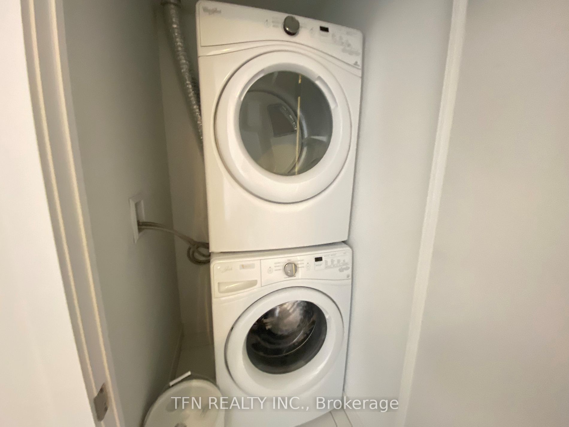 20 Shore Breeze Drive, #512