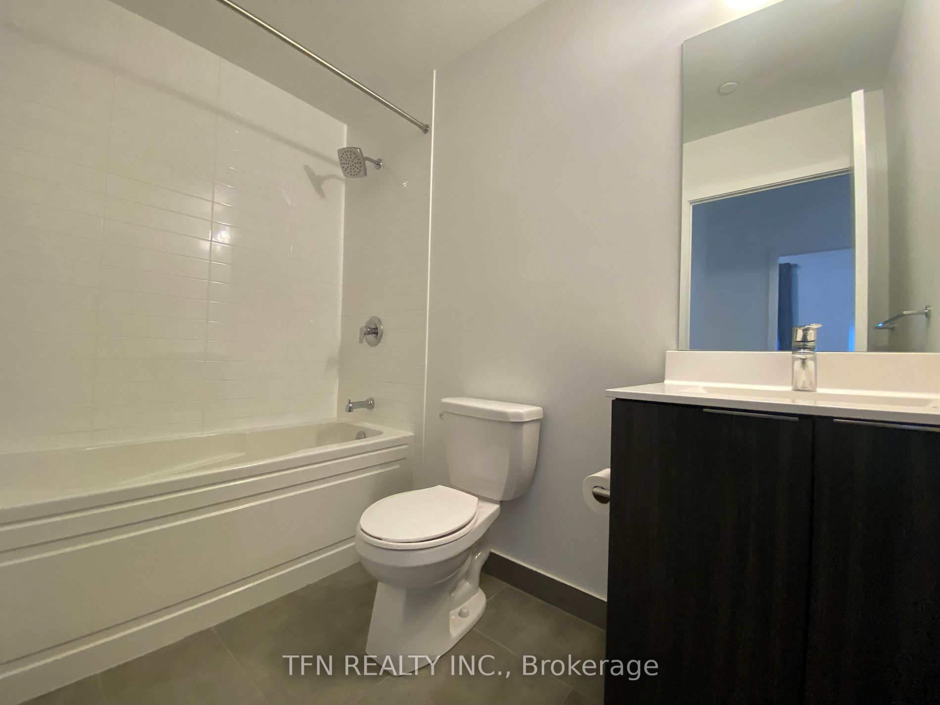 20 Shore Breeze Drive, #512
