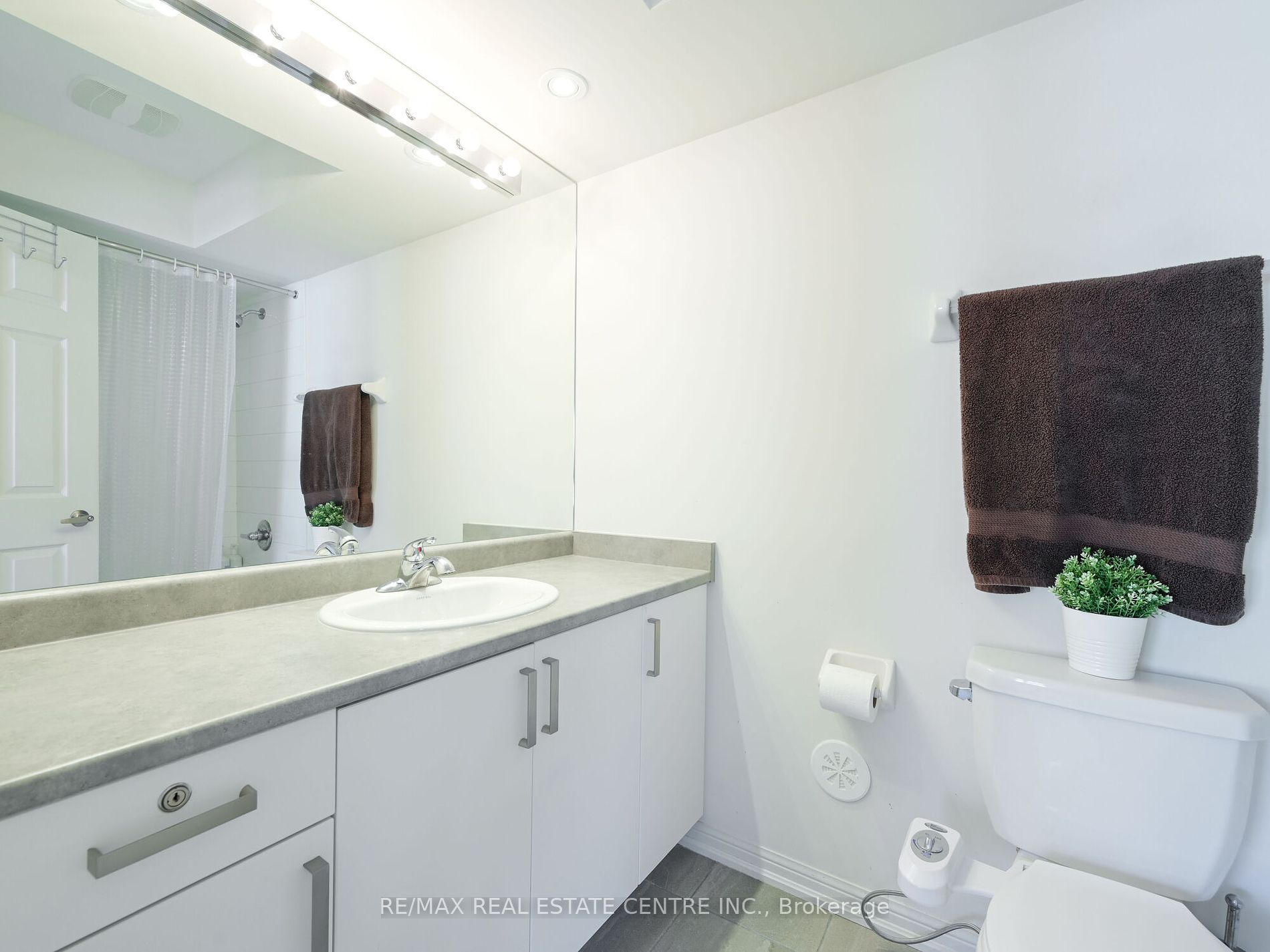 1 Beckenrose Crt, #109