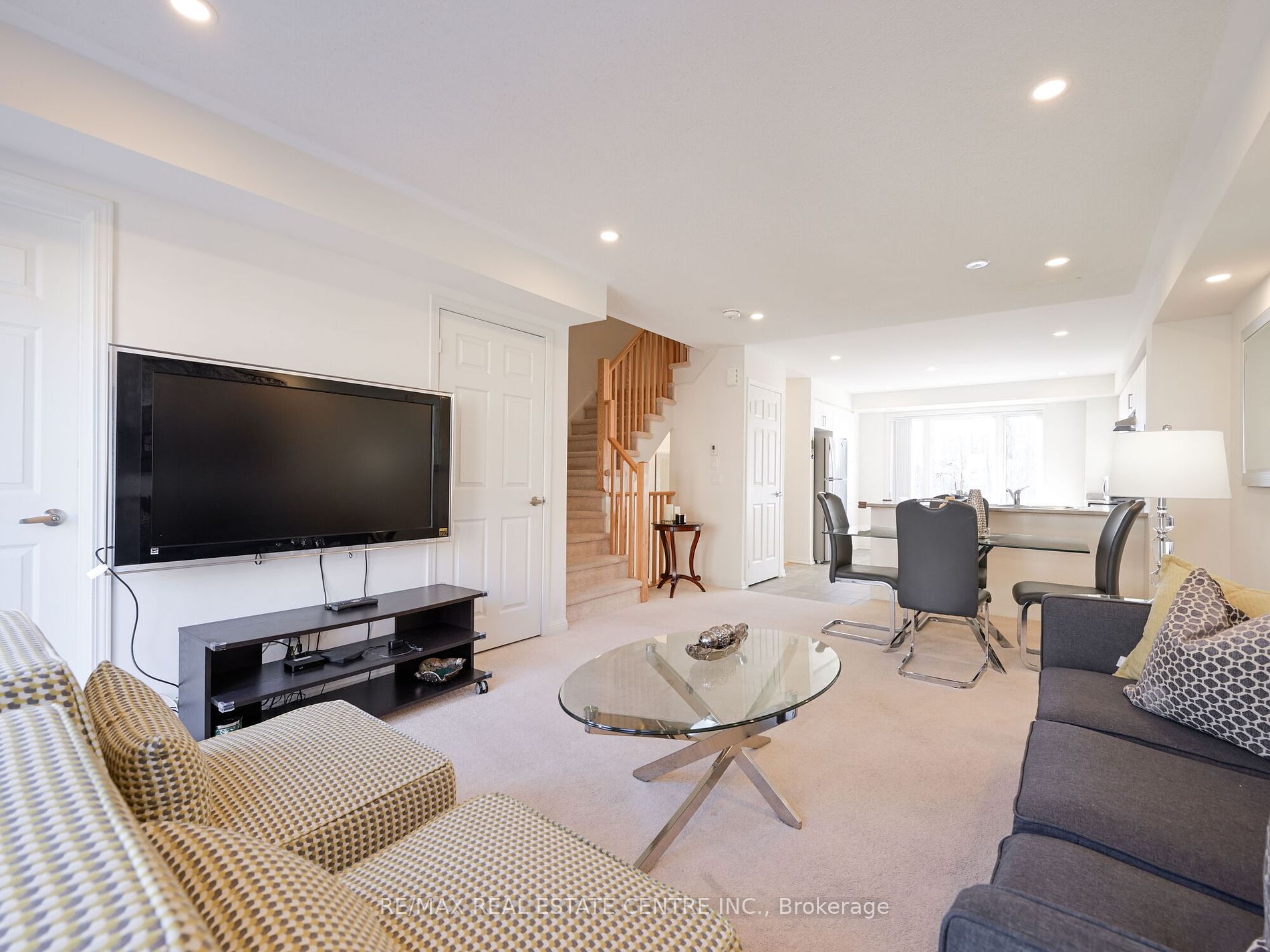 1 Beckenrose Crt, #109