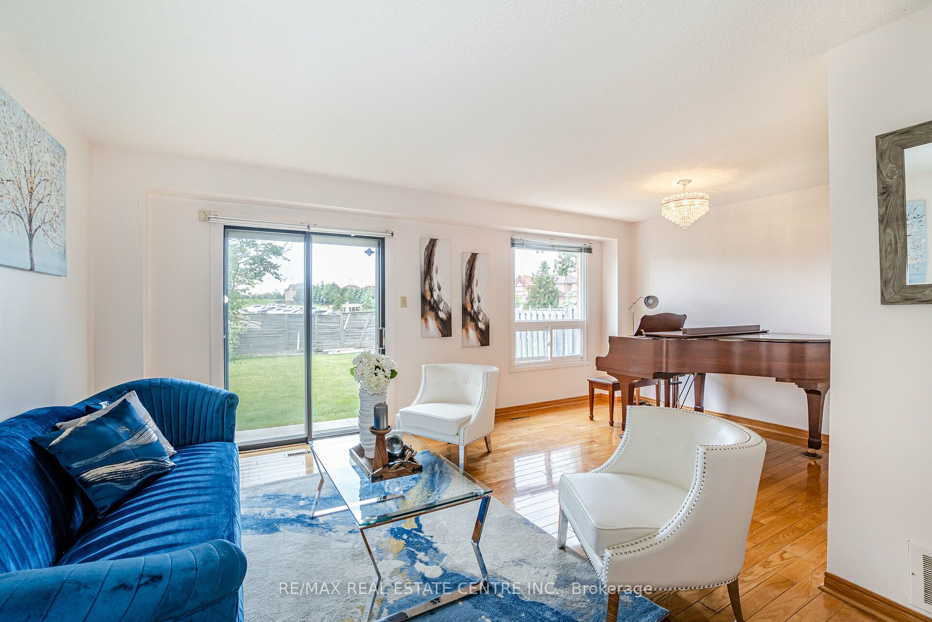 46 Newbridge Cres