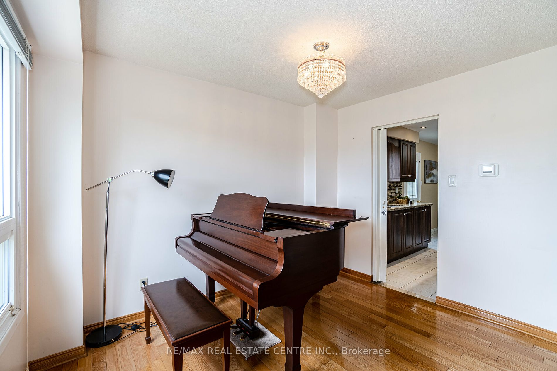 46 Newbridge Cres