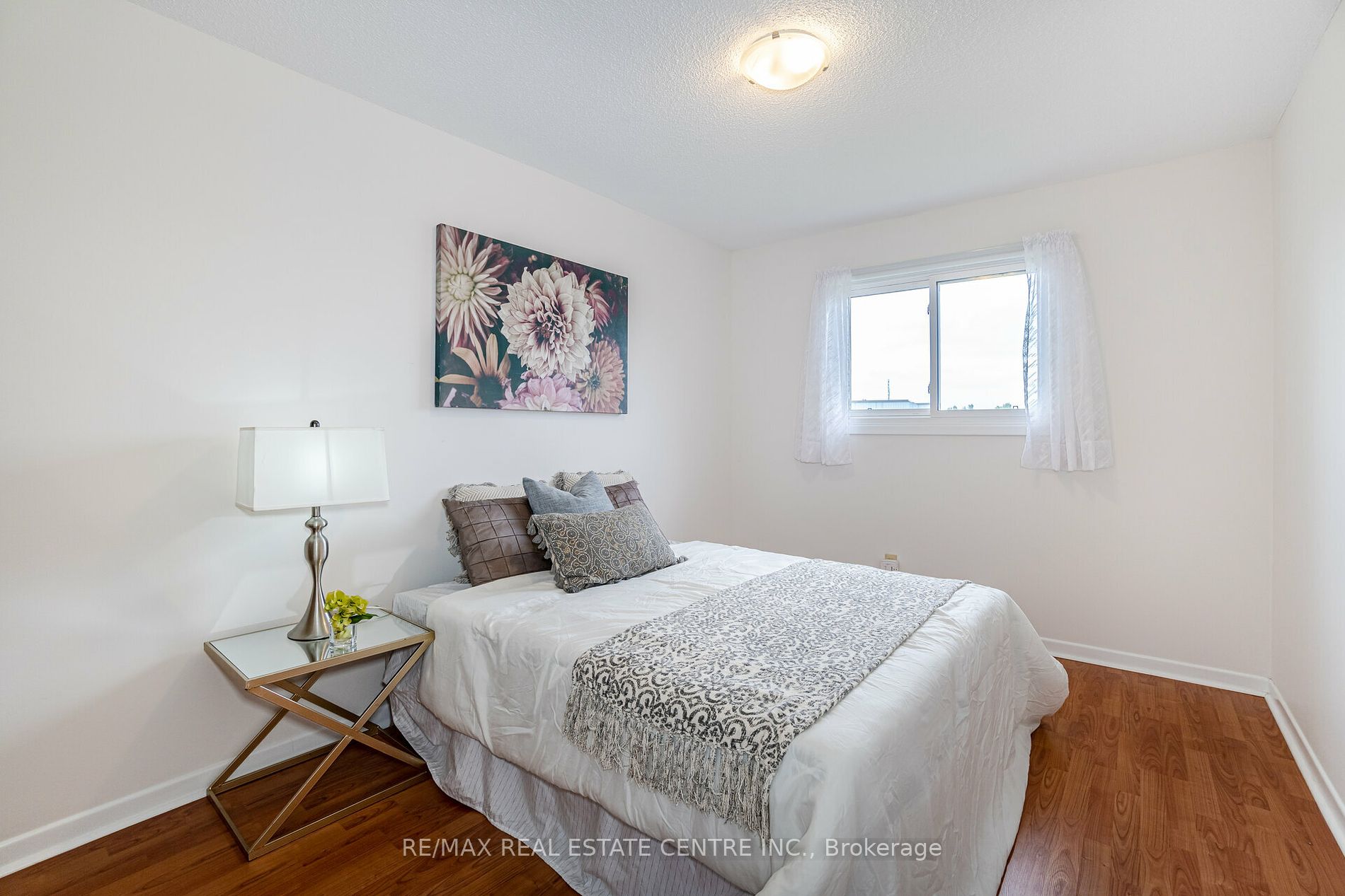 46 Newbridge Cres