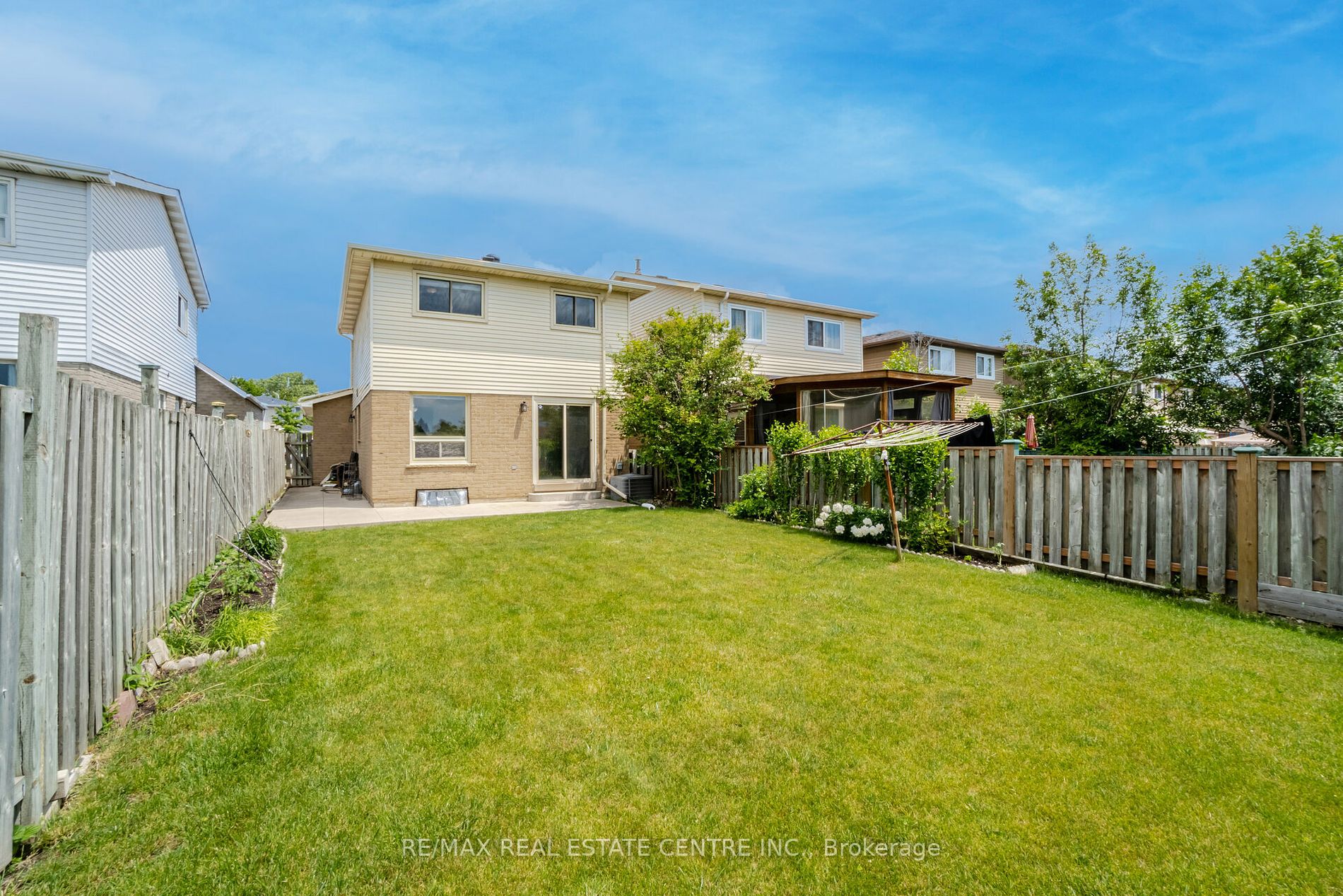 46 Newbridge Cres