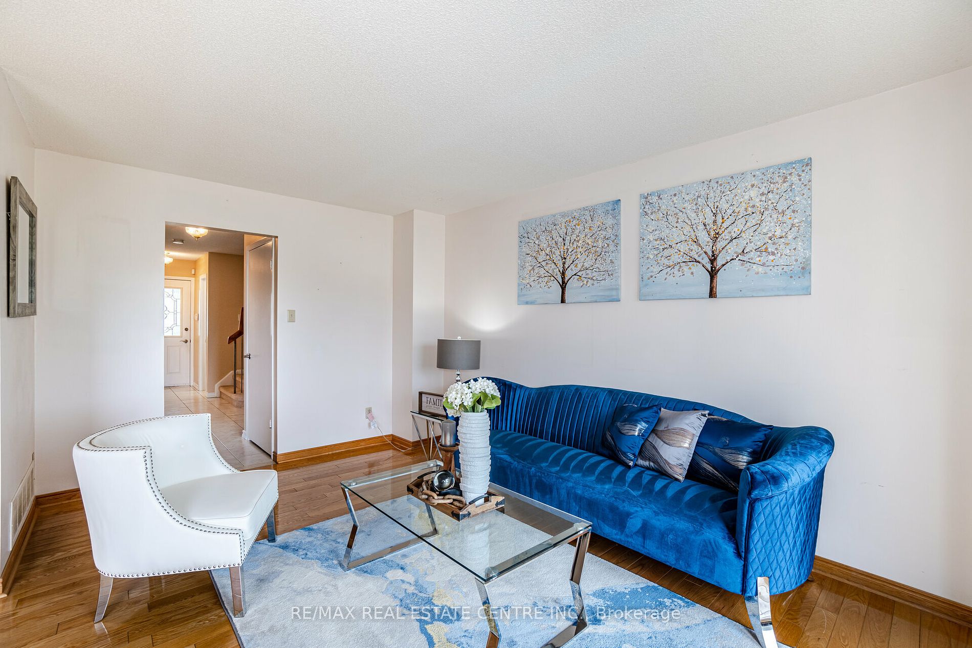46 Newbridge Cres