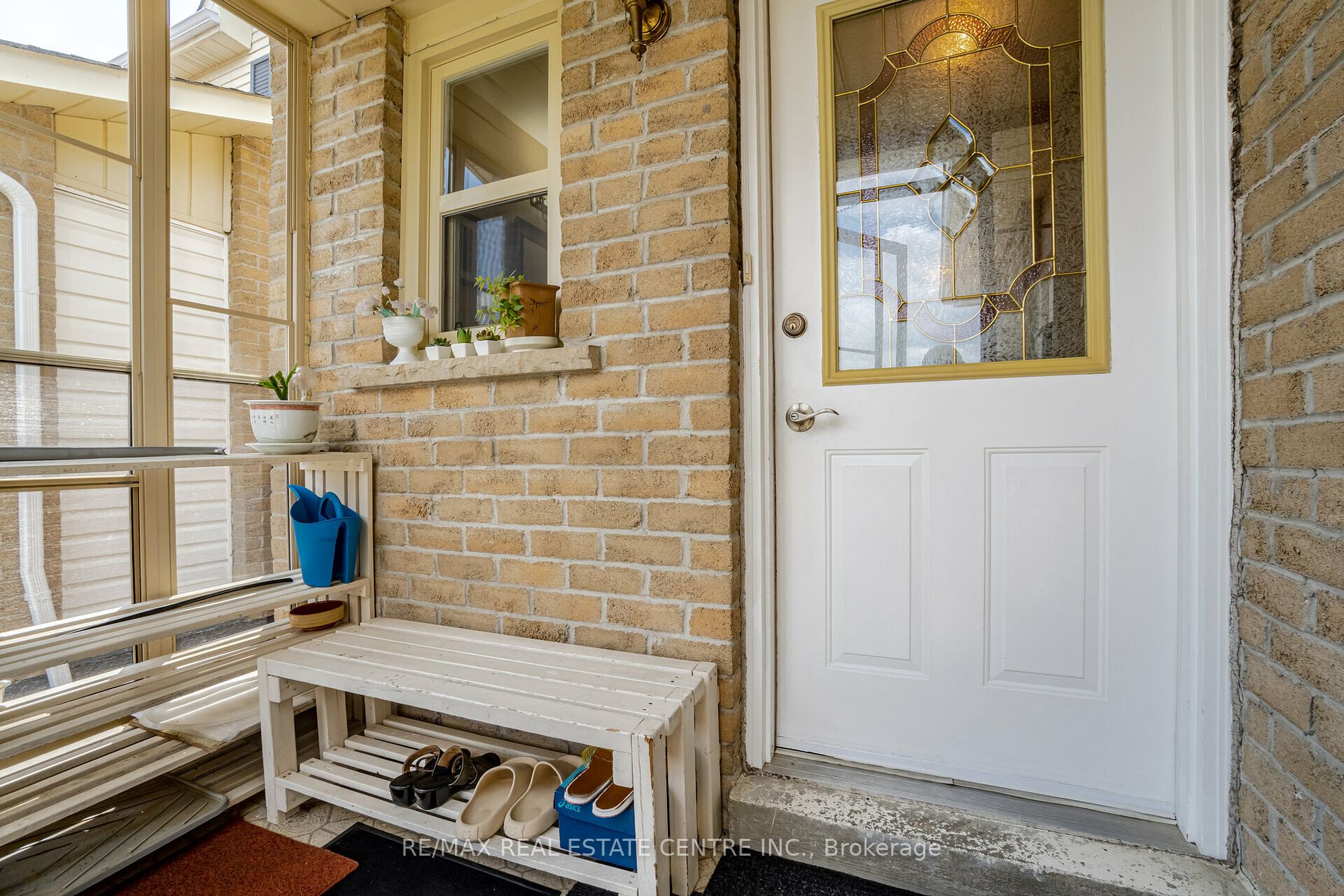 46 Newbridge Cres