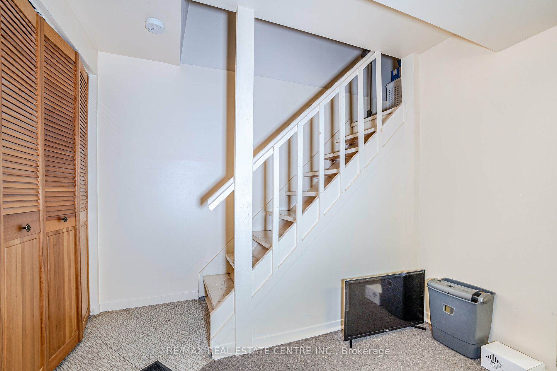 46 Newbridge Cres