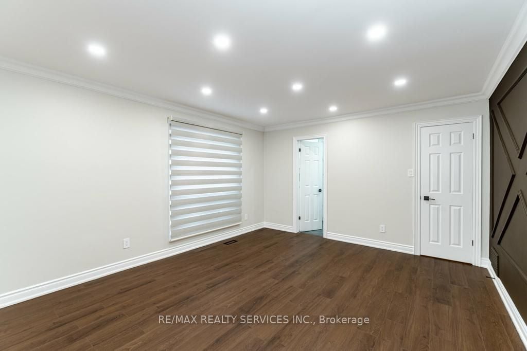 1 Oldham Cres