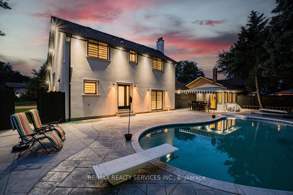1 Oldham Cres