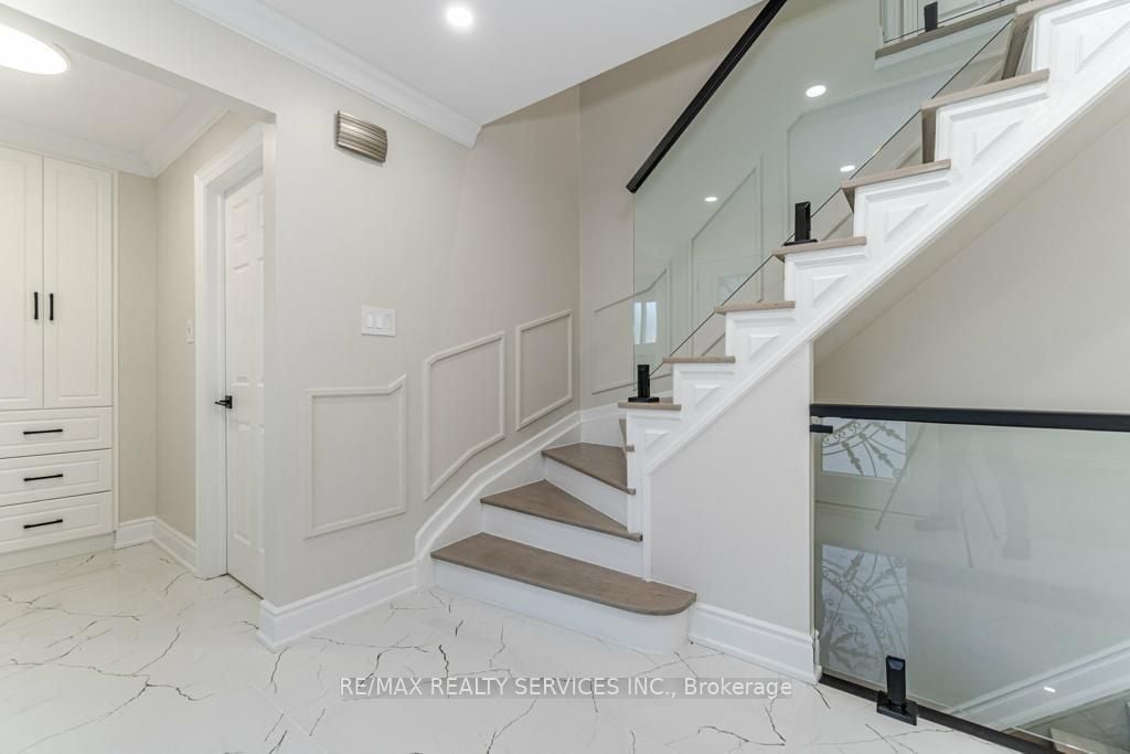 1 Oldham Cres