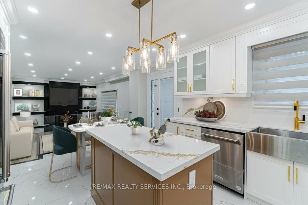 1 Oldham Cres