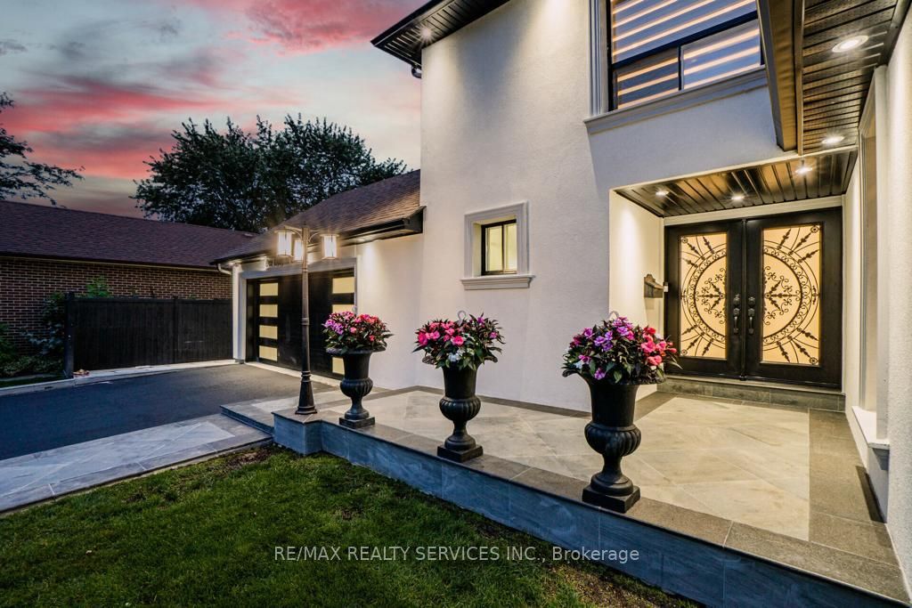 1 Oldham Cres