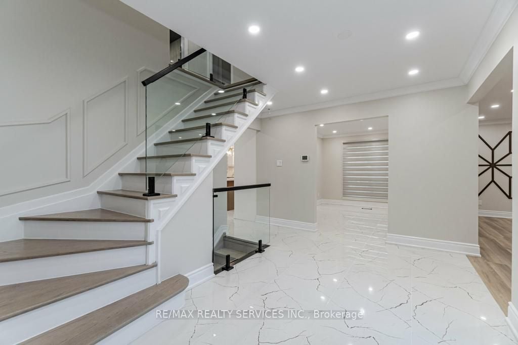 1 Oldham Cres