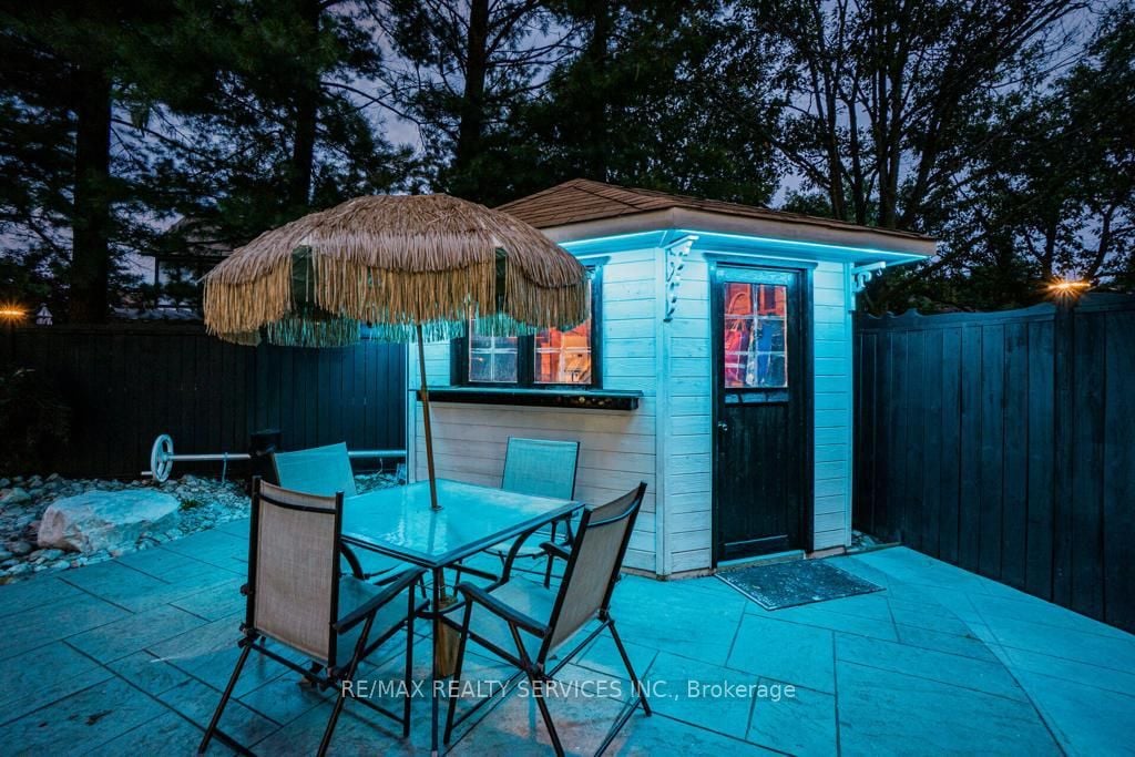 1 Oldham Cres