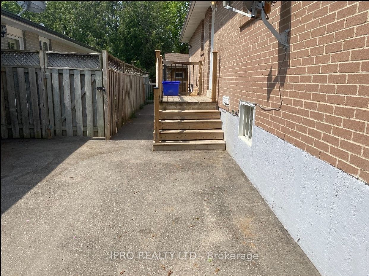 42 Highland Drive