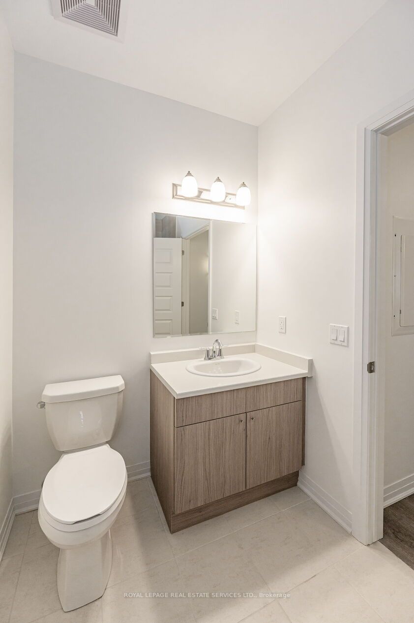 460 Gordon Krantz Avenue, #611