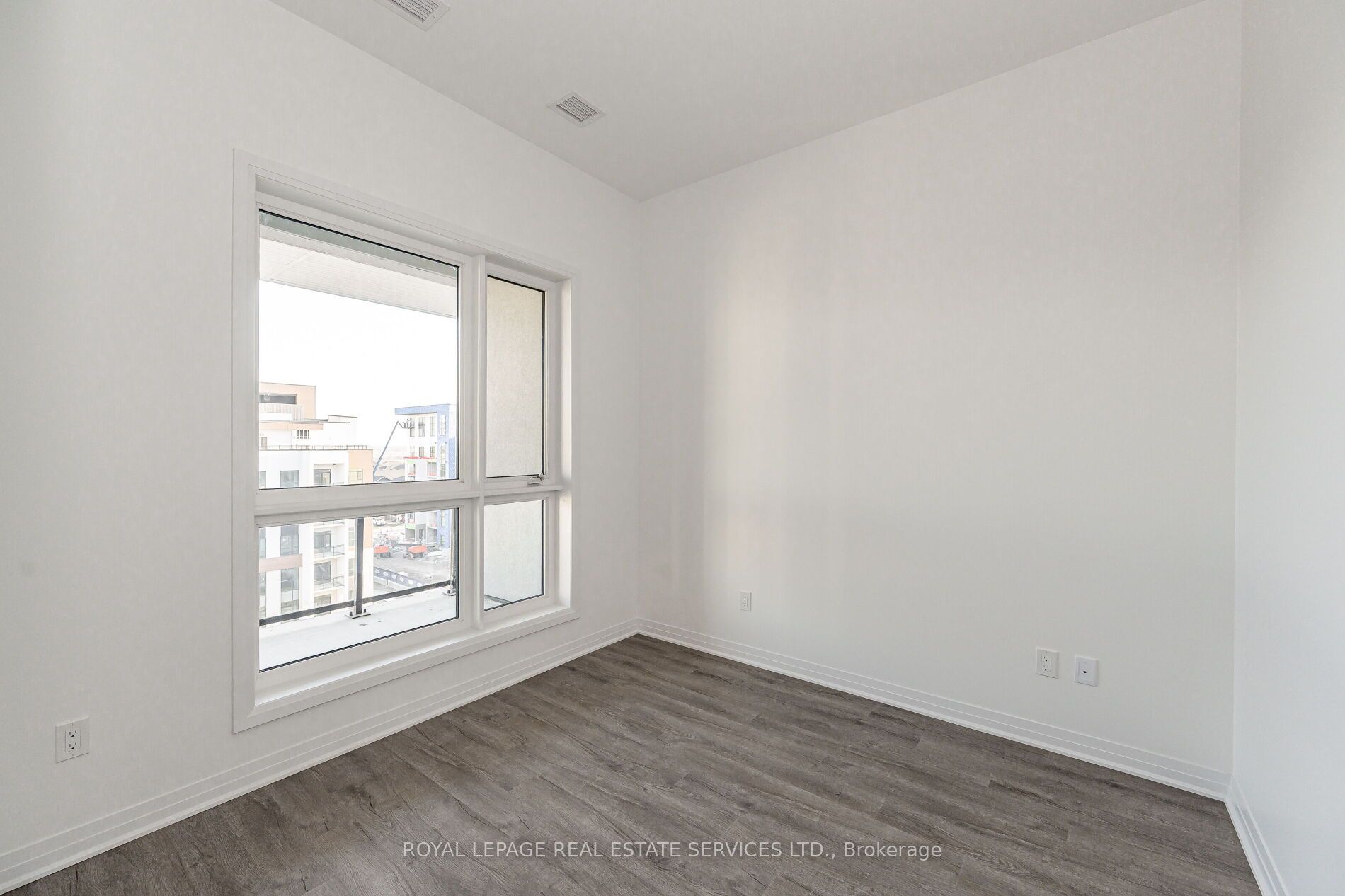 460 Gordon Krantz Avenue, #611