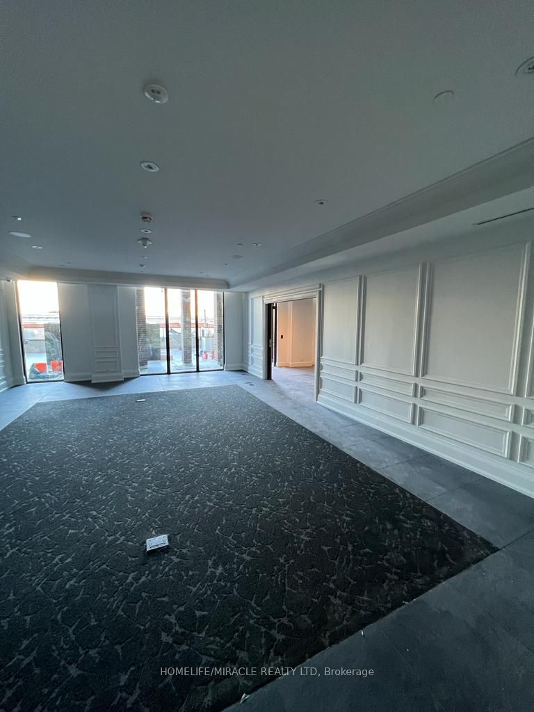 270 Dufferin Street #914